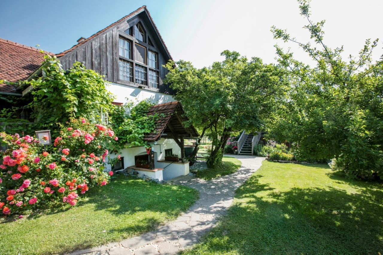 Altes Gehoeft Am Lormanberg *